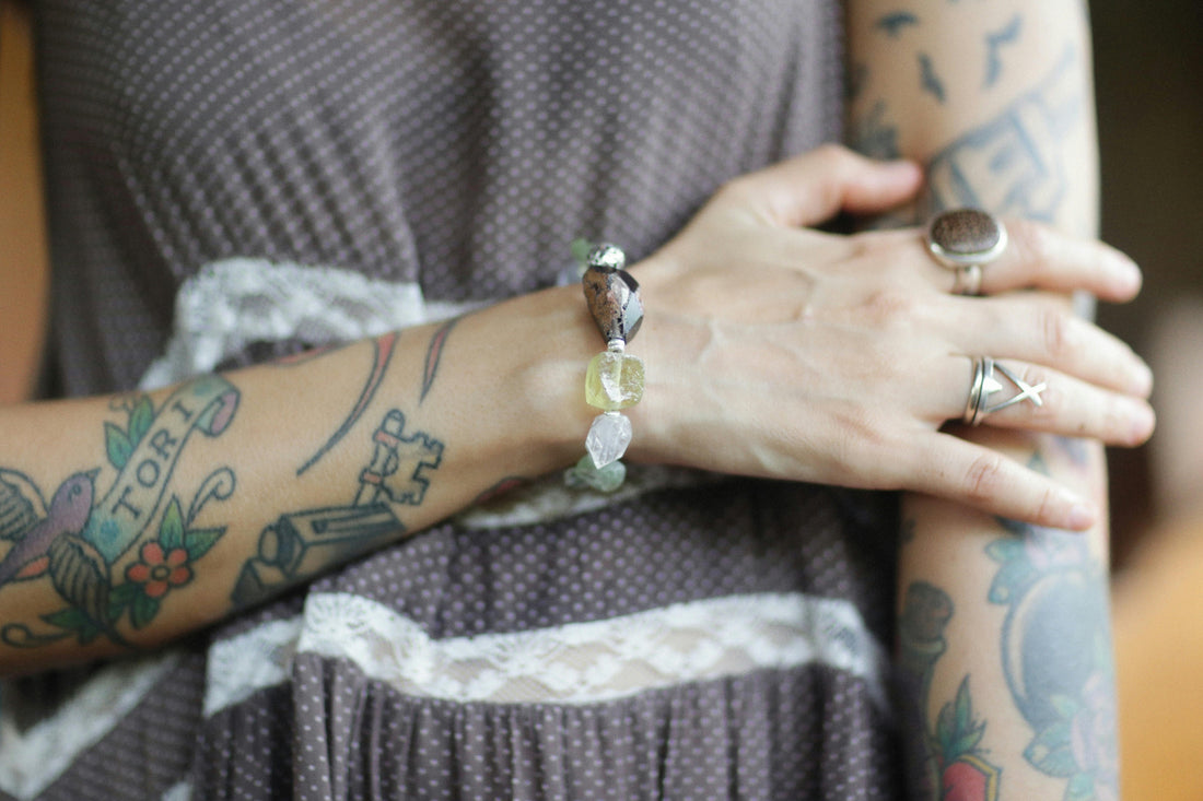 Healing-cheatsheet: The Complete Guide to Tattoo Healing.